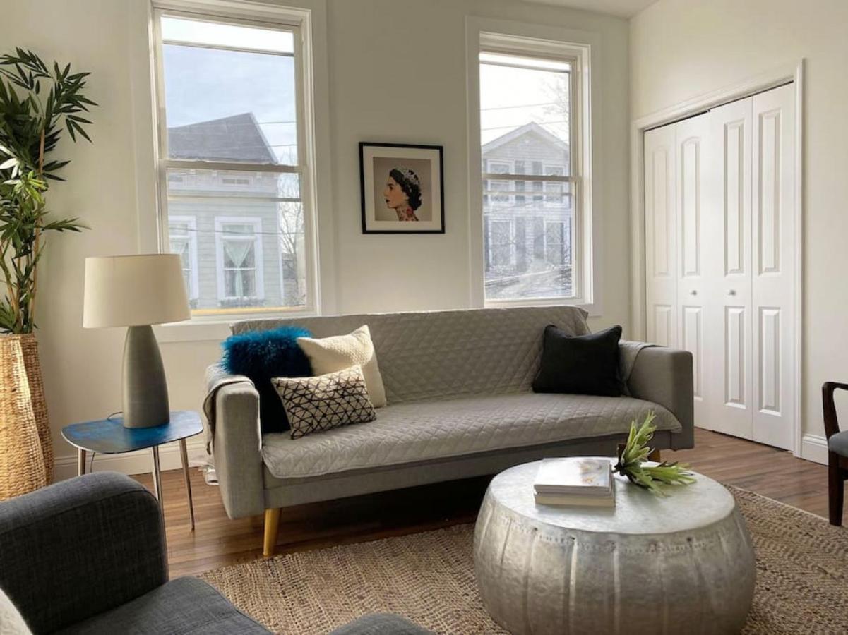 Explore Downtown From Adorable Mount Adams Cincinnati Eksteriør billede